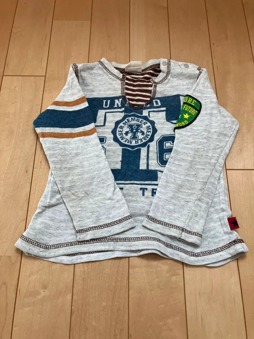 Thumbnail of Long sleeve long T-shirt 90 Top T-shirt Cut and sew Design