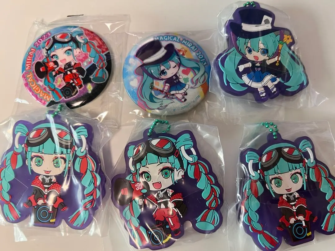 Thumbnail of Magical Mirai 2023 Hatsune Miku Rubber Strap 6-Piece Set
