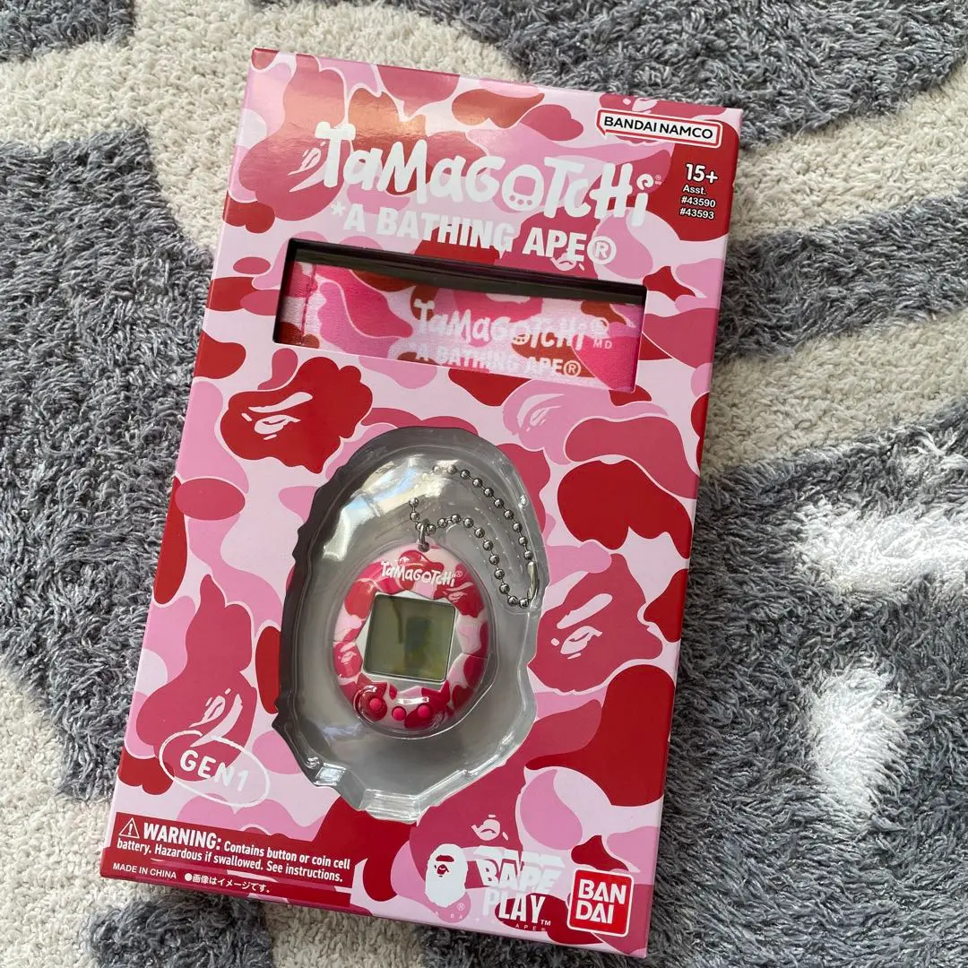 【未開封品】バンダイ たまごっち A BATHING APE®︎ PINK Tamagotchi x A BATHING APE Original Tamagotchi / Pink pre