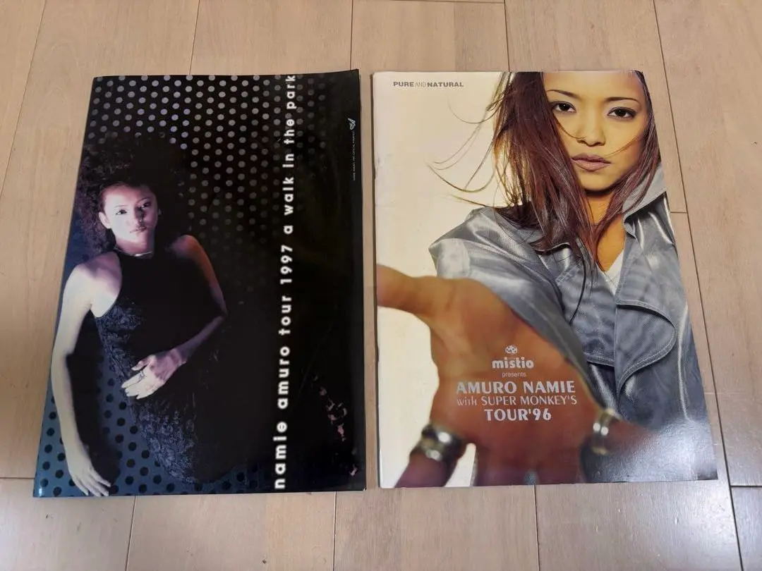 安室奈美恵写真集  : #19970920、ツアーパンフ 2冊セット 安室奈美恵写真集 : #19970920、ツアーパンフ 2冊セット - メルカリ