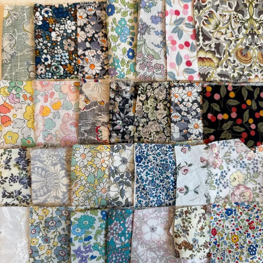 Thumbnail of Scrap fabric set, Liberty, floral, approx. 50g, handmade, fabric