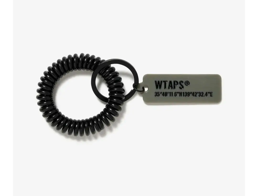 WTAPS ラバーブレスレット　ブラック　レア WTAPS ラバーブレスレット ブラック レア - メルカリ