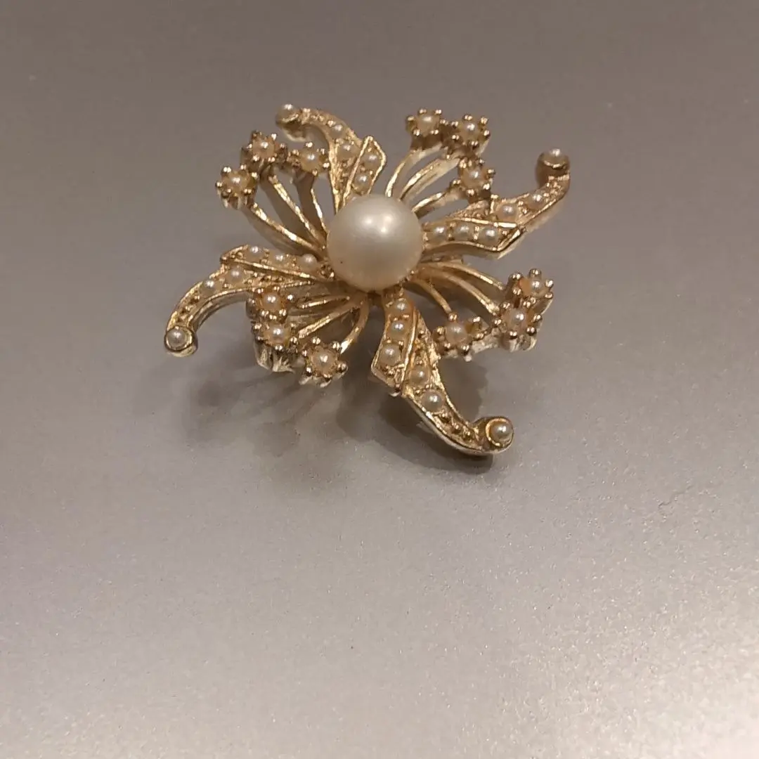 復古 優雅 花形 胸針 配飾 小巧尺寸 的縮圖