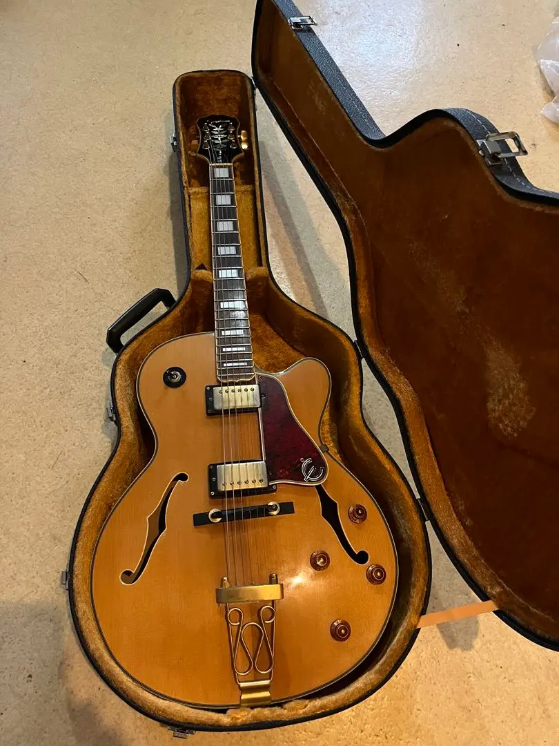 ジ*ー様 Epiphone Joe Pass フルアコ ナチュラル ハードケース 2025年最新】epiphone joe passの人気アイテム - メルカリ