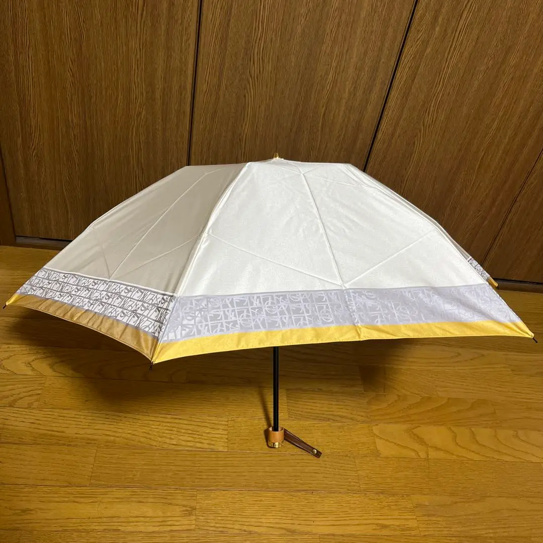イブサンローラン 折り畳み傘 晴雨兼用 新品未使用 Yves Saint Laurent イヴサンローラン 折り畳み傘 傘 雨傘 日傘