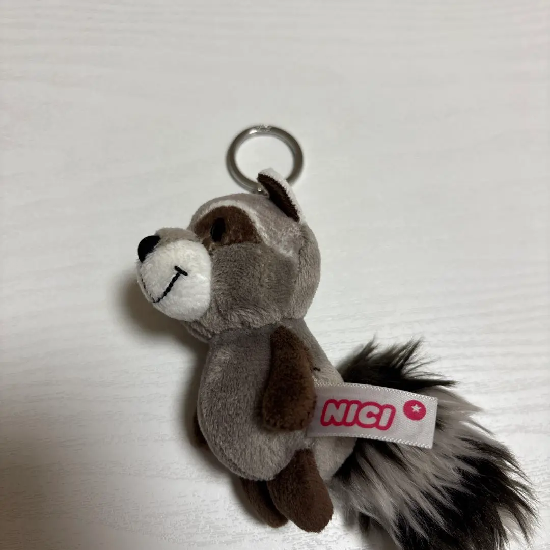 【日本未発売】 NICI ニキ アライグマ 山田涼介 キーホルダー ぬいぐるみ 日本未発売】 NICI ニキ アライグマ 山田涼介 キーホルダー