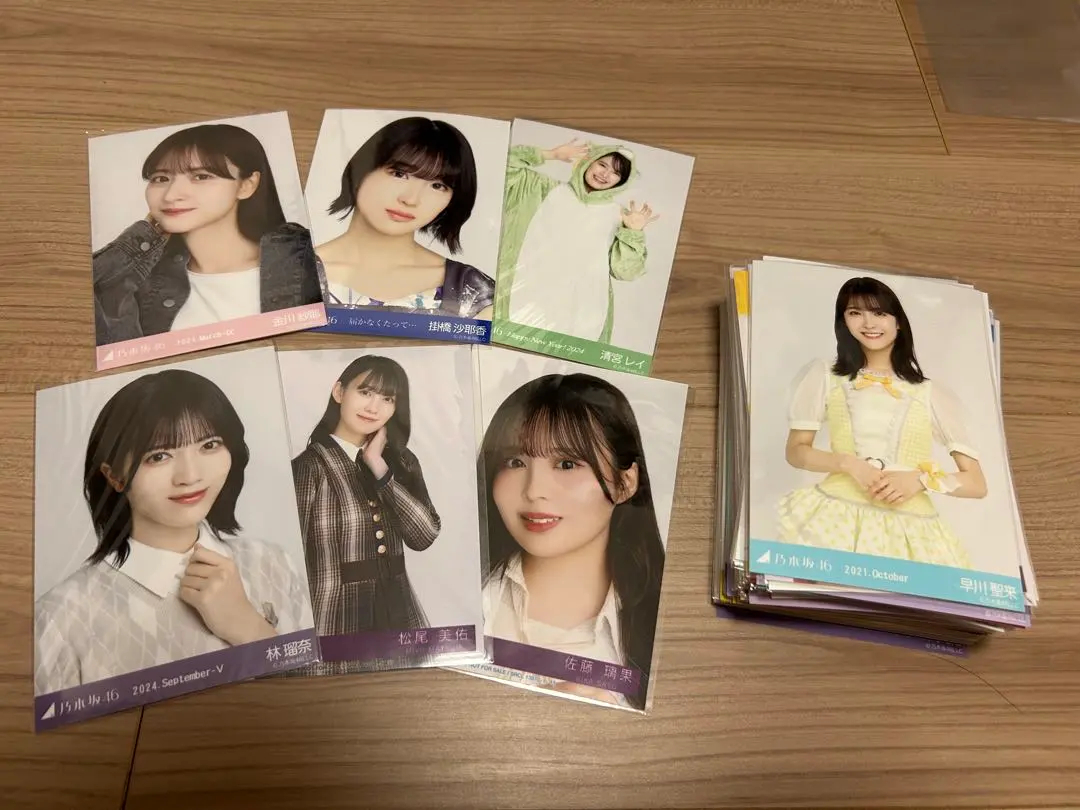 Thumbnail of Nogizaka 4th Generation Official Photo Set (Bulk Sale)