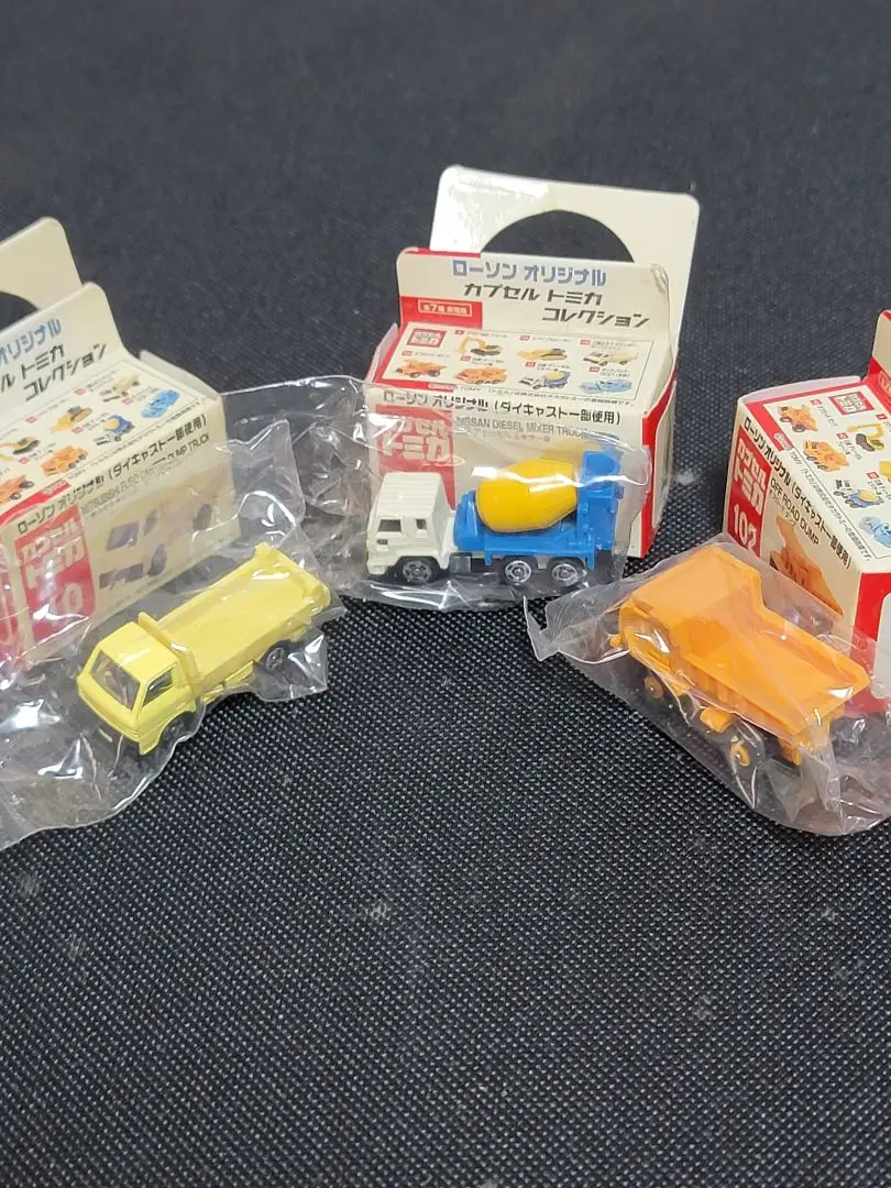 2025年最新】トミカ ローソン トラックの人気アイテム - メルカリ