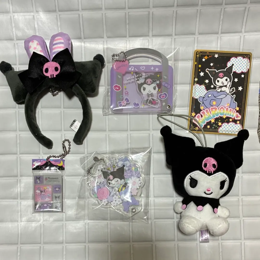 Thumbnail of Kuromi Secret Gacha Set, etc. with Rare Card