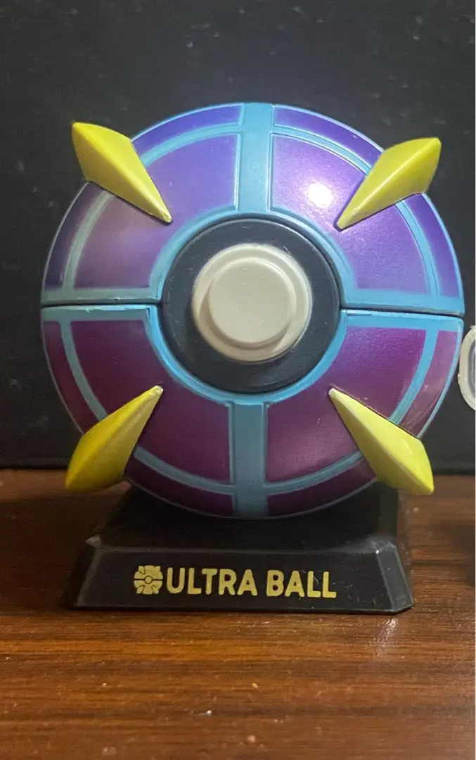 ウツロイド　ウルトラボール　モンコレ モンコレモンスターボール ウルトラボール (キャラクタートイ