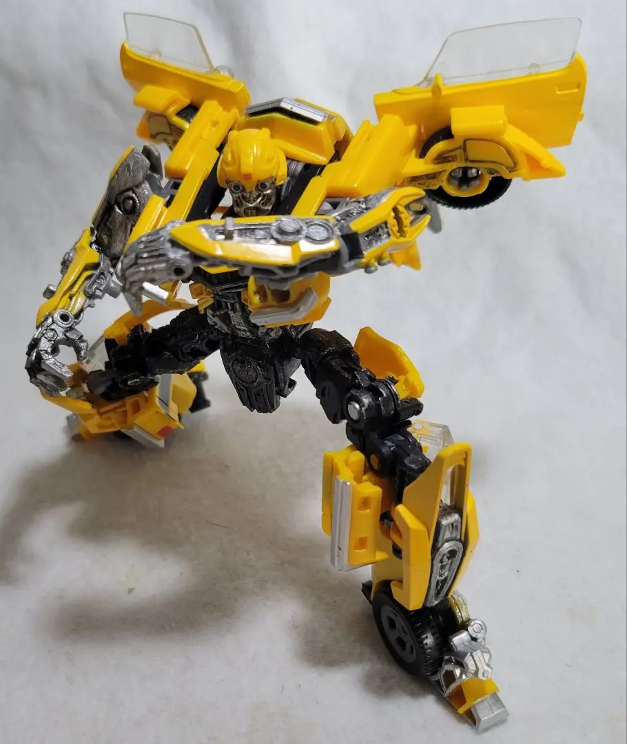BumBleBee - 新品　未開封　★ トランスフォーマー  PF SS-01 バンブルビー Amazon.co.jp: トランスフォーマー プレミアムフィニッシュ