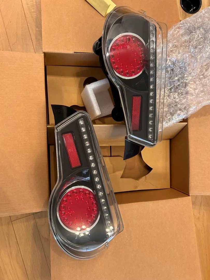 ※球切れ有り　フィットGE系　ステラファイブ　Stellar V 102 FULL LED Stellar V(ステラファイブ)のLEDの口コミ・パーツ