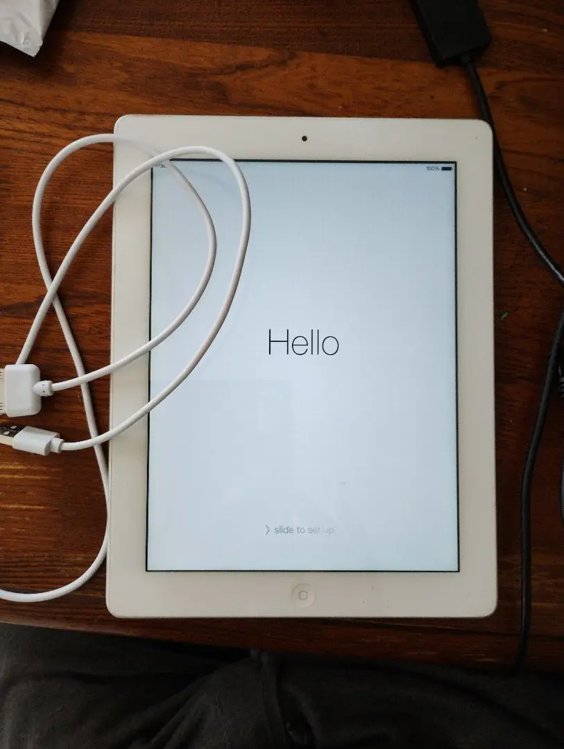 iPad - 【mani】iPadWi-Fiモデル32GB(第3世代) MD329J/A iPad Wi-Fiモデル 32GB ホワイト(第3世代) MD329J/A iPad本体