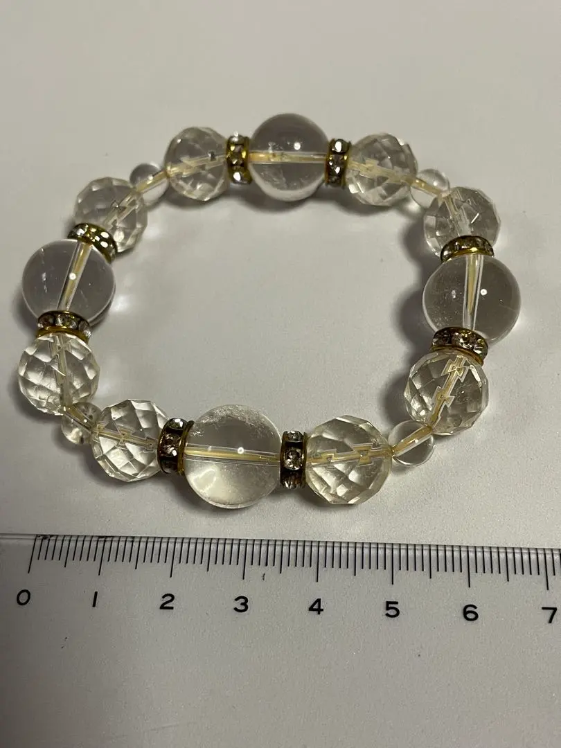 Thumbnail of Crystal glass and crystal bracelet