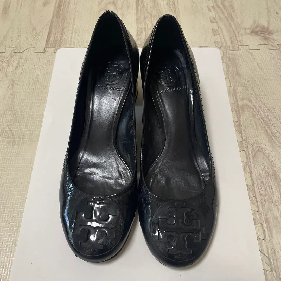 Thumbnail of Tory Burch black shoes