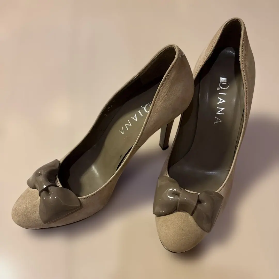 Thumbnail of DIANA♡High-heeled shoes with ribbon, beige