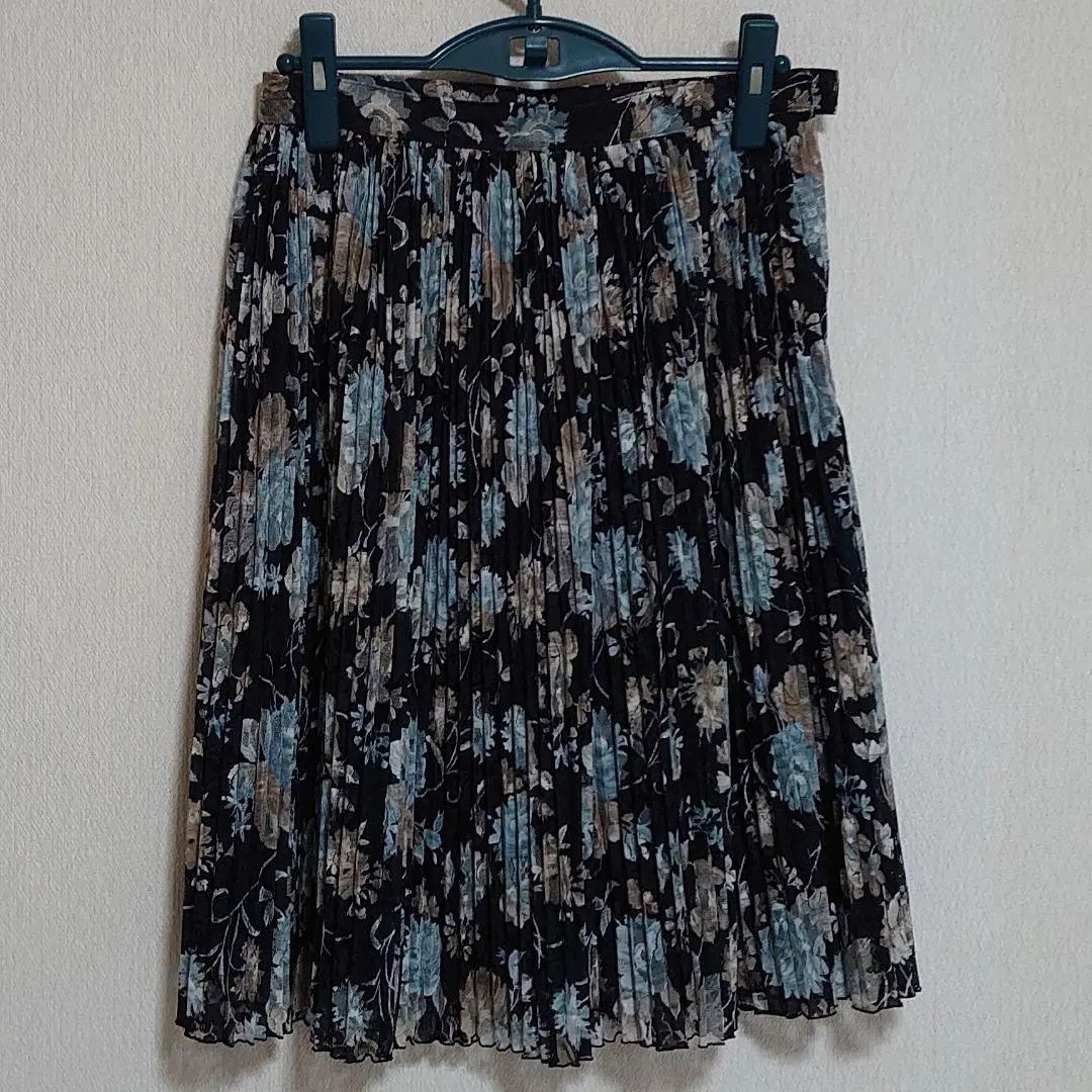 Thumbnail of Ensemble,