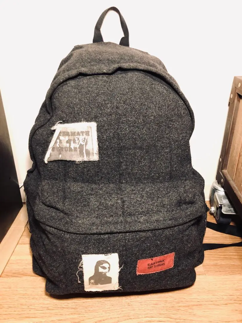 dpさま専用　EASTPAK RAF SIMONS レッドバックパック dpさま専用 EASTPAK RAF SIMONS レッドバックパック - メルカリ