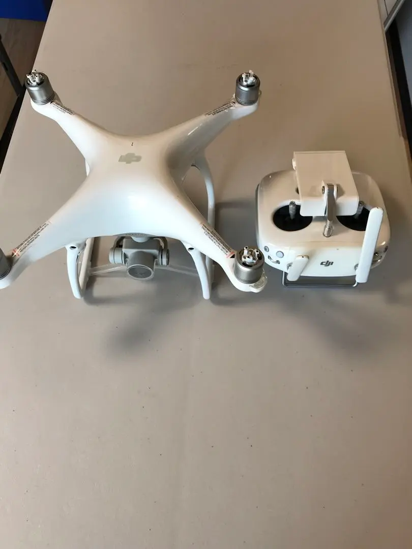 DJI  ドローン　PHAMTOM4  ファントム4  ジャンク品 file.jpg