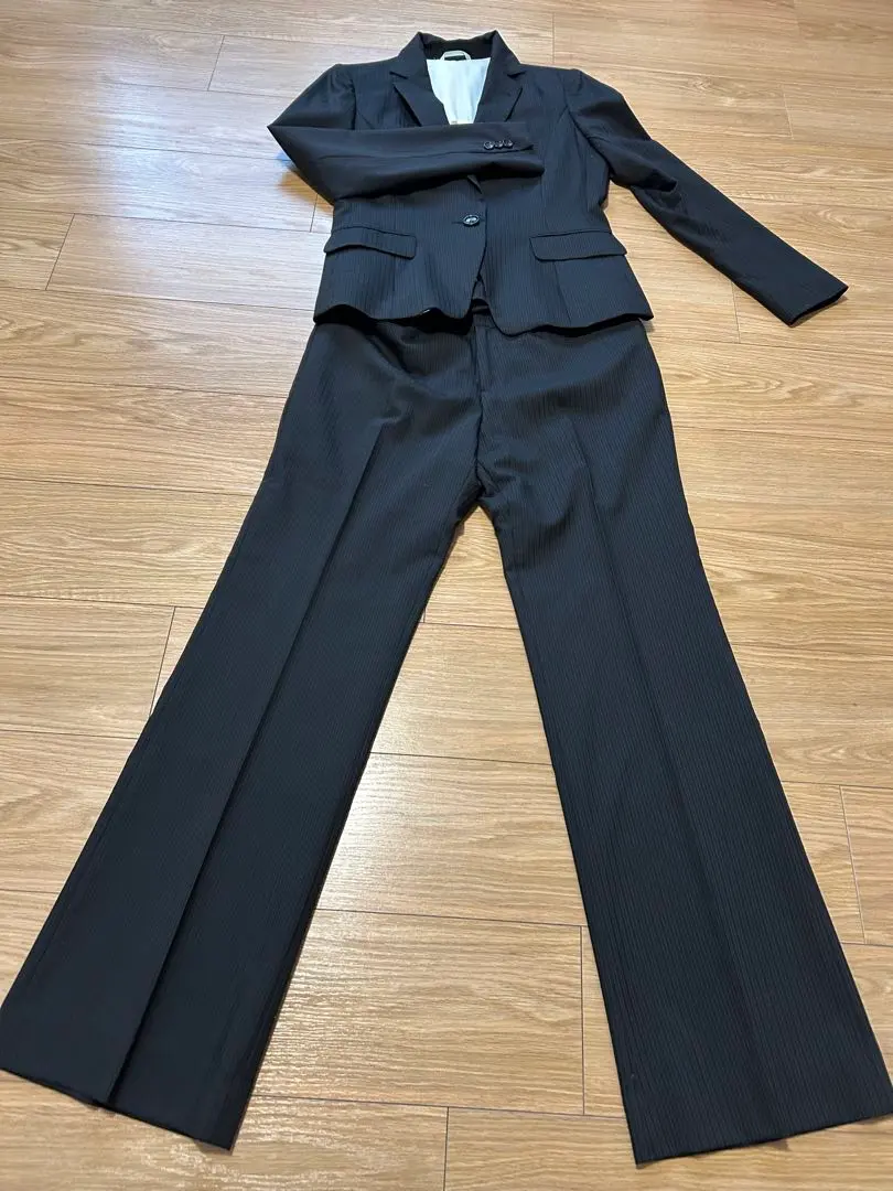 Thumbnail of Job hunting! Entrance ceremony!! Simple pantsuit ☆ Only worn twice