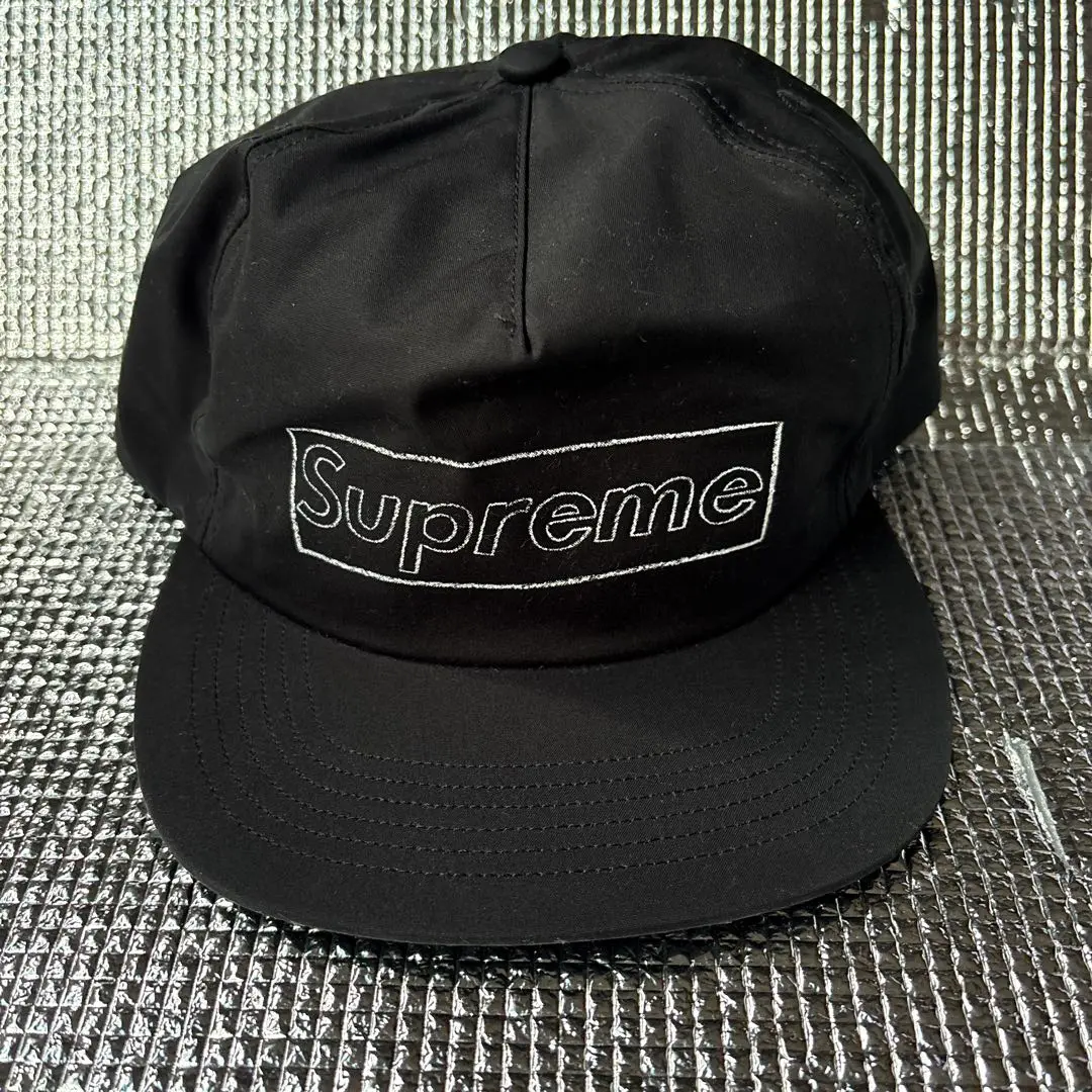 新しく着き 2025年最新】supreme kaws キャップの人気アイテム - メルカリ 帽子