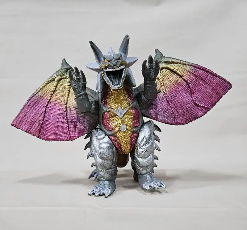 ゾグ　ウルトラマンソフビ　値下げしました Amazon.co.jp: ウルトラマン ウルトラ怪獣DX ゾグ(第二形態