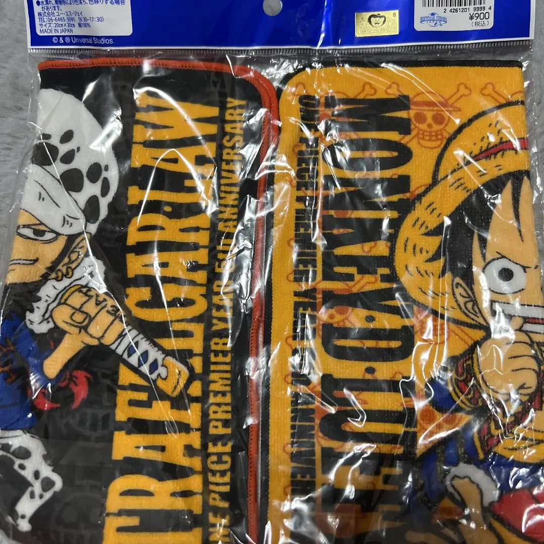 ONE PIECE ワンピース USJ ハンカチ ルフィ ロー 773245.jpg?zoom=spacing