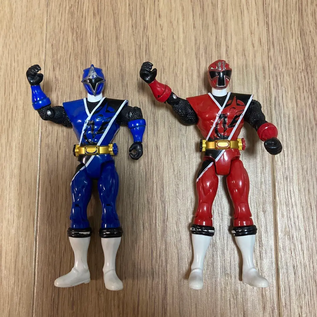 ニンニンジャー　バンダイ 戦隊ヒーロー フィギュア 3体セット Amazon.co.jp: 手裏剣戦隊ニンニンジャー 戦隊ヒーローシリーズ