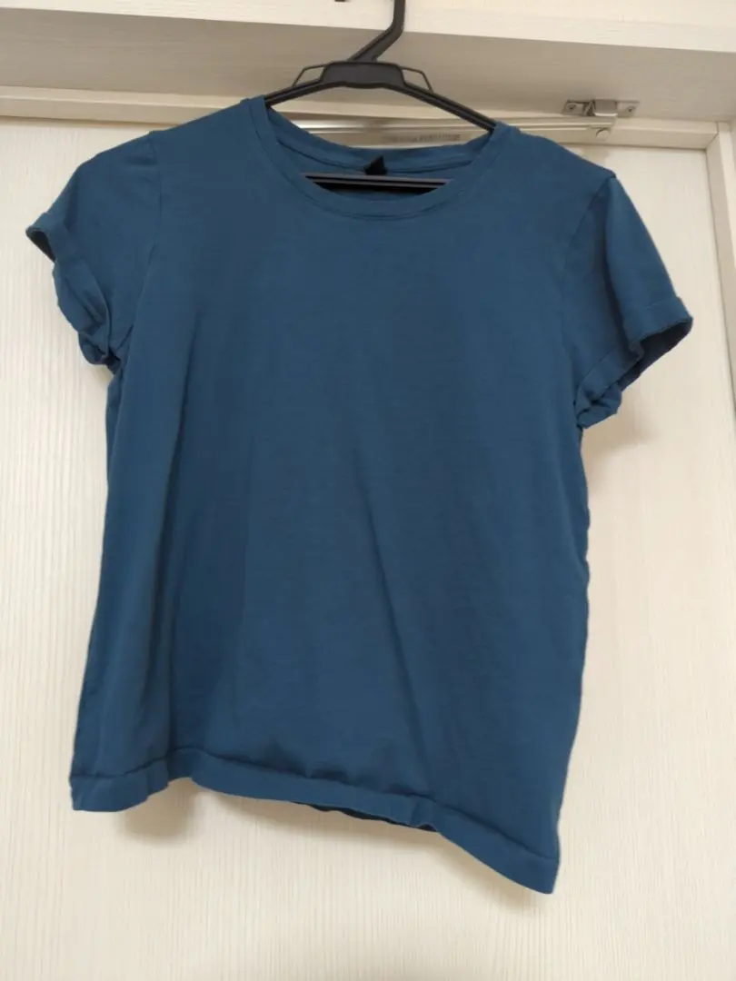 Thumbnail of Blue M short-sleeved T-shirt