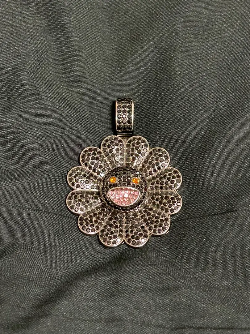 村上隆　カイカイキキ　シルバーペンダント(カイカイ) ネックレス　アクセサリー 村上隆 カイカイキキ シルバー ペンダント (キキ)ネックレス