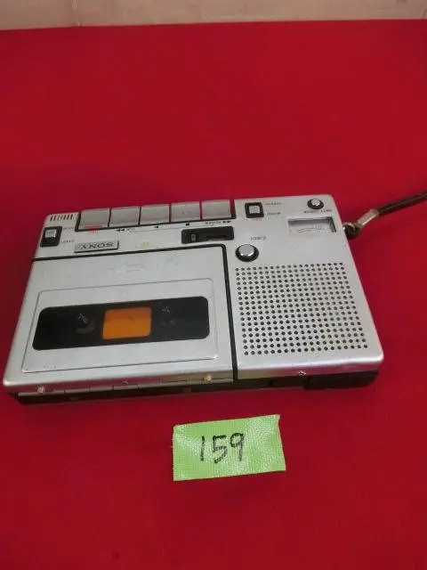 SONY TC-1100 カセットプレーヤー SONY TC-1100 カセットプレーヤー