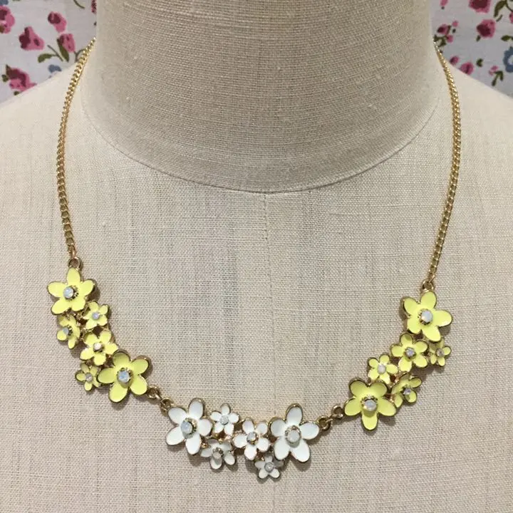 Thumbnail of Unused Flower Charm Princess Necklace, Flower, Yellow White Gold