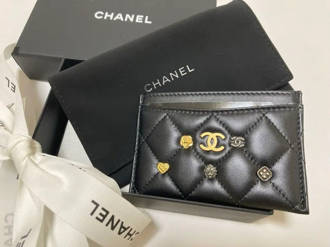 CHANEL ブラック パテントレザー 名刺入れ 2025年最新】CHANEL カラー：ブラック系 名刺入れの人気アイテム