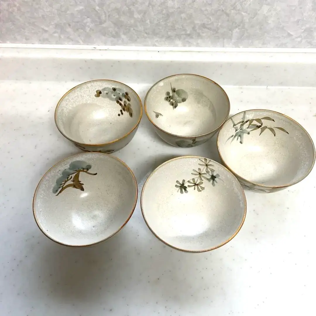 Thumbnail of Five teacups, luxurious feel