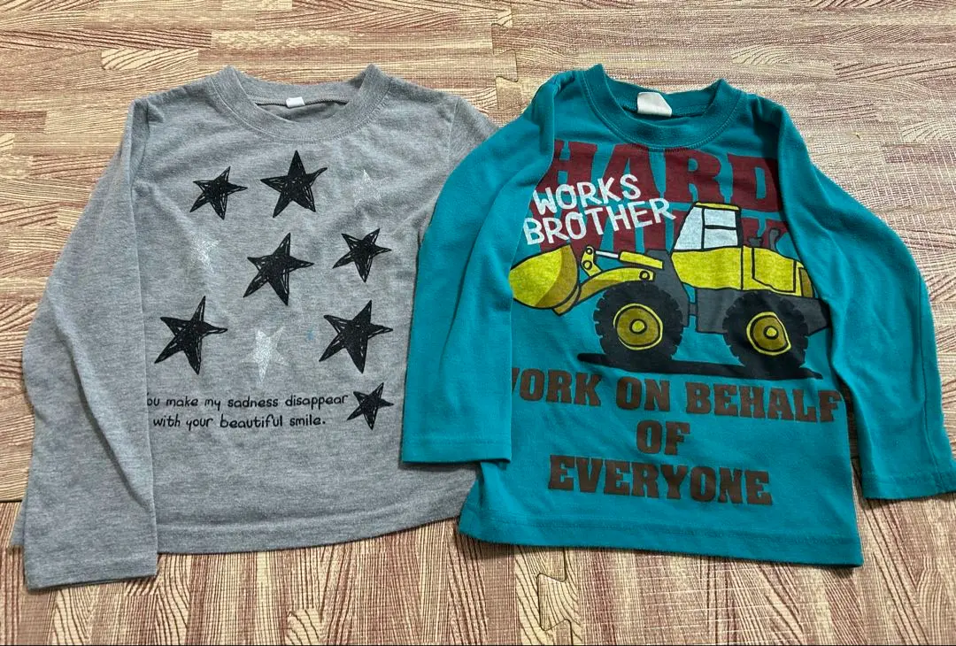 Thumbnail of Long-sleeved T-shirt, long T-shirt set