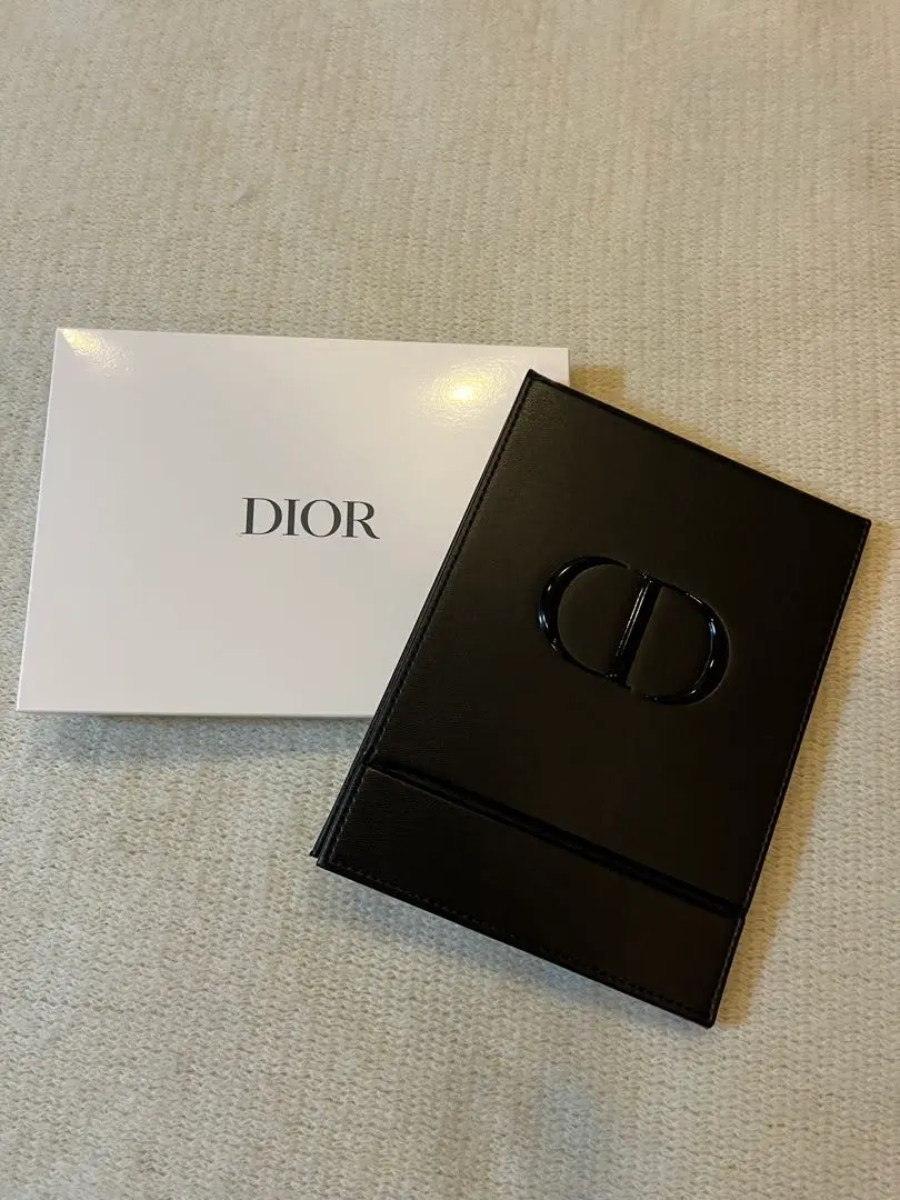 2025年最新】dIor ノベルティ ミラー カードケースの人気