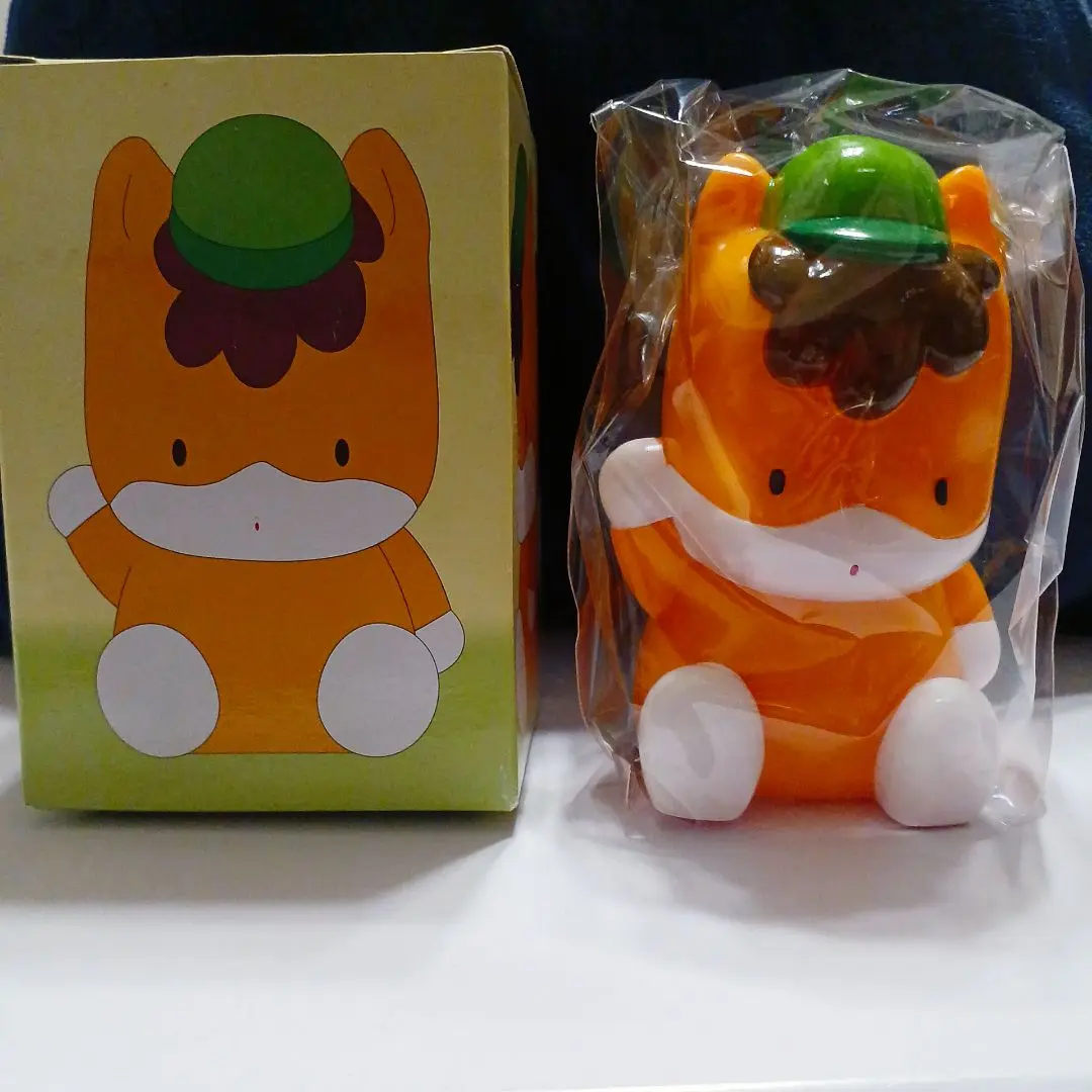レア！　貯金箱　ぐんまちゃん　群馬銀行オリジナル　非売品　箱付き Amazon.co.jp: 最終価格 群馬銀行オリジナル ぐんまちゃん 貯金