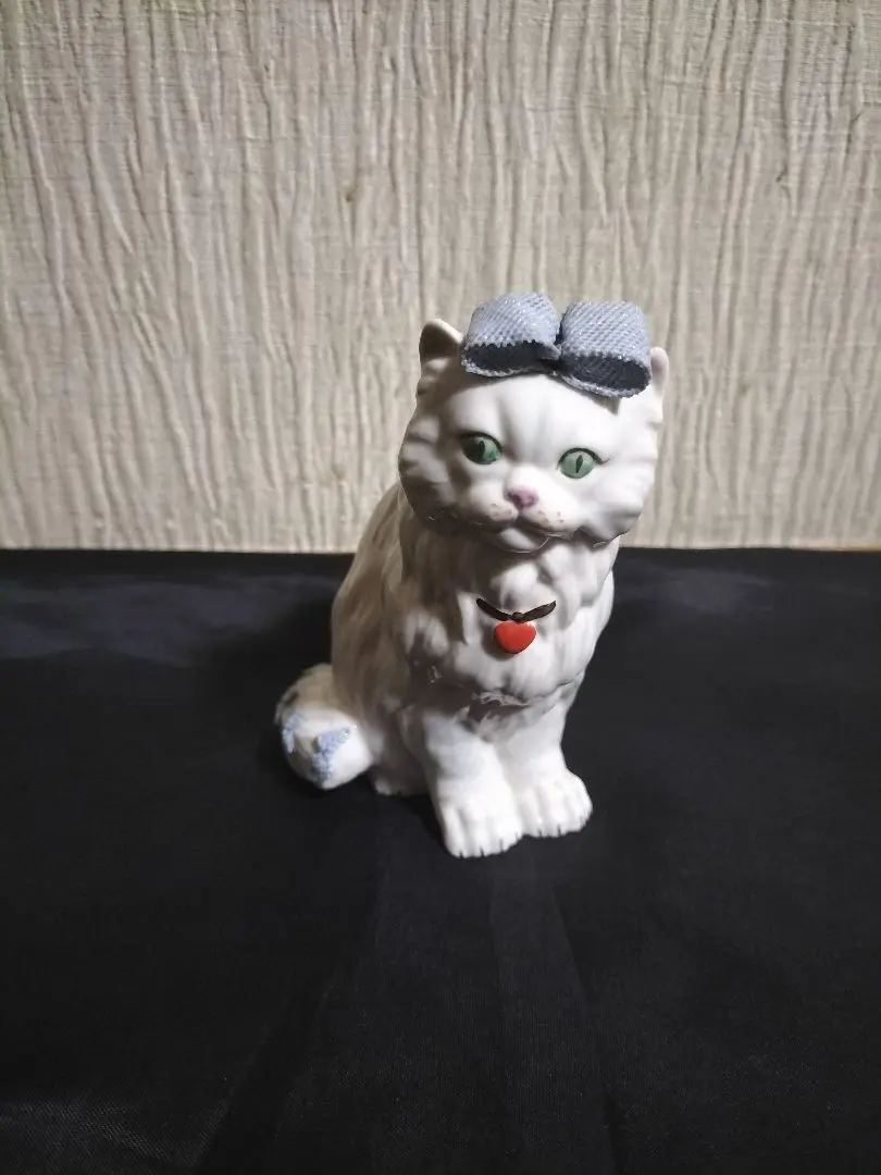 招き猫 アイリッシュドレスデン レース磁器人形 アイルランド製