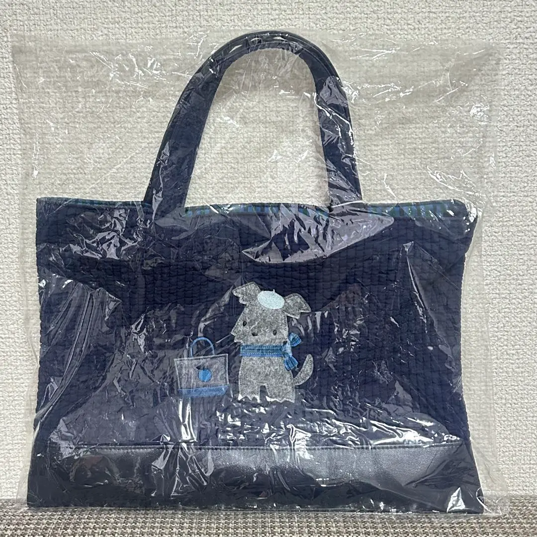 familiar × pionunnal MILK ネイビー　新品未開封 pionunnal ピオヌンナル MILK ネイビー サブバッグ