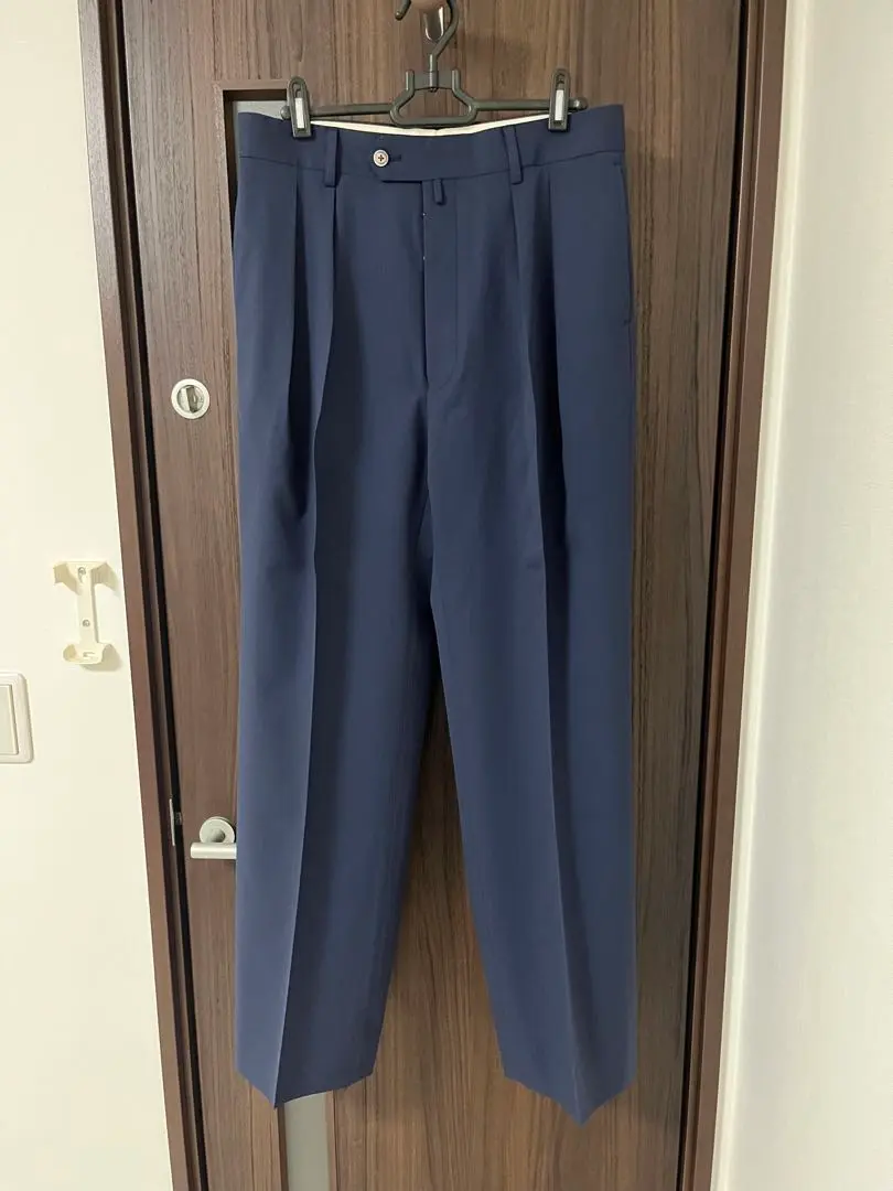 【美品】NEAT ニート ウールギャバジンワイドパンツ 2プリーツ 46 紺色 美品】NEAT ニート ウールギャバジンワイドパンツ 2プリーツ 46