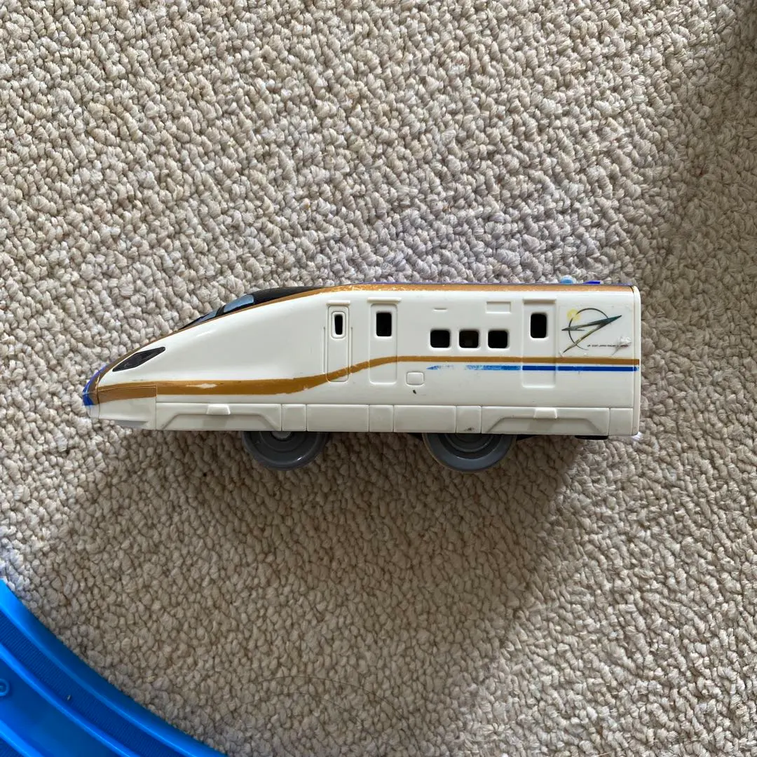 Thumbnail of Plarail Shinkansen-style train, white/blue