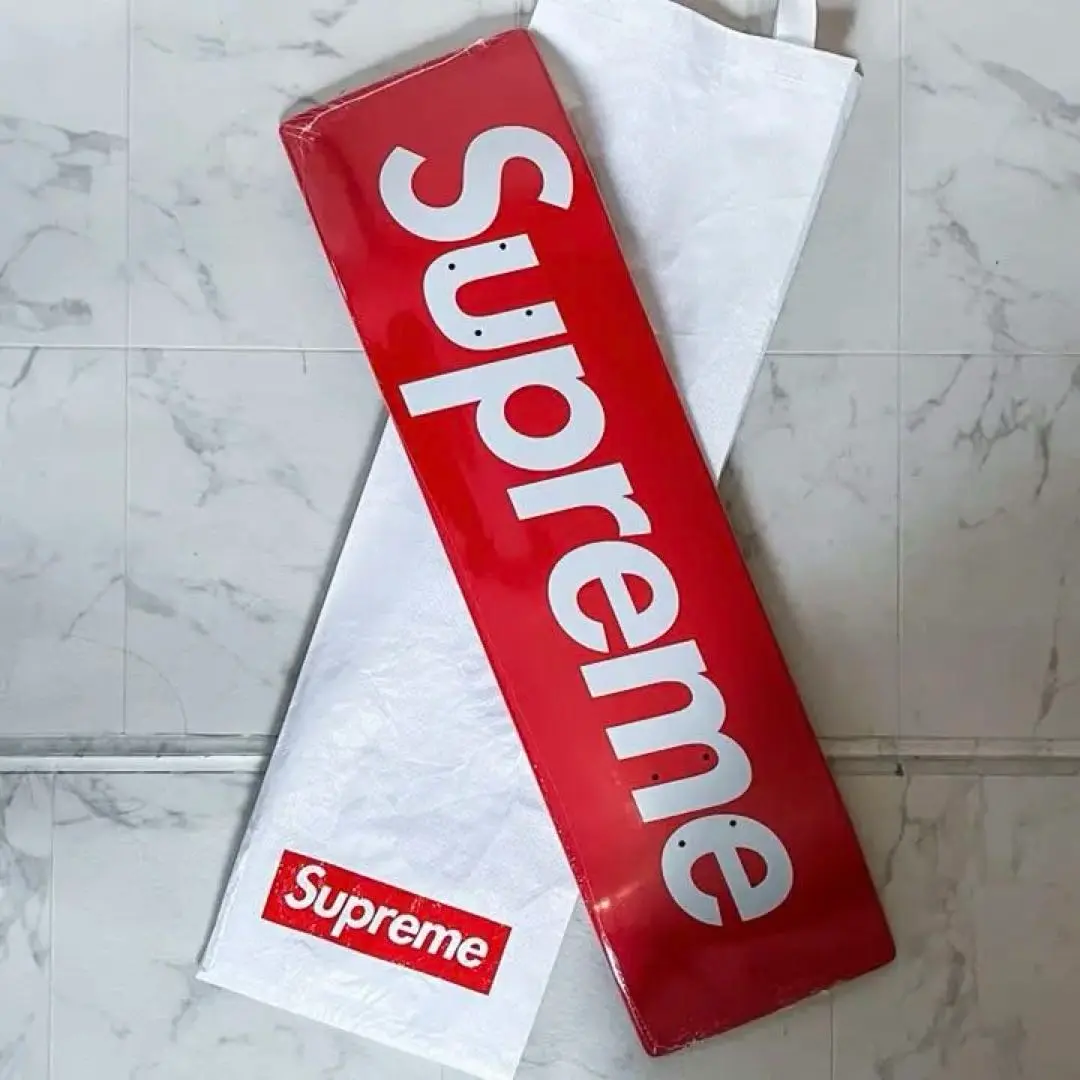 『新品未開封』希少 Supreme box logo スケートデッキ Yahoo!オークション -「supreme akira デッキ」の落札相場・落札価格