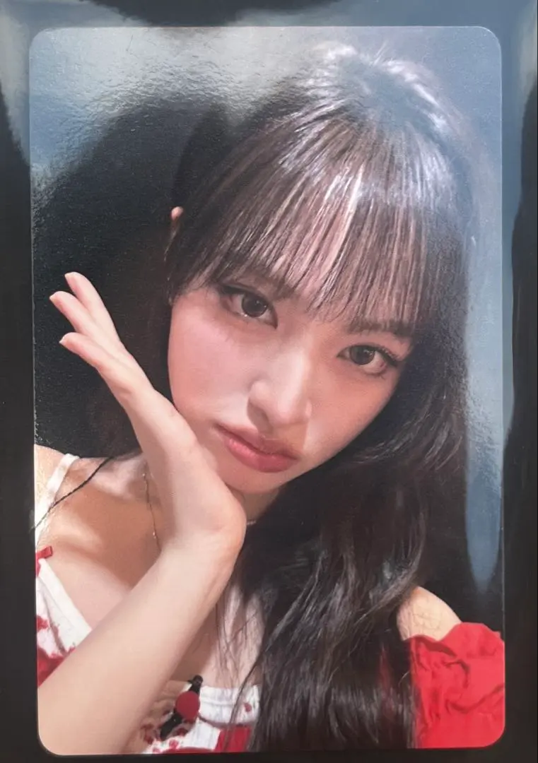Thumbnail of Liz (IVE) Secret Osaka Limited Trading Card