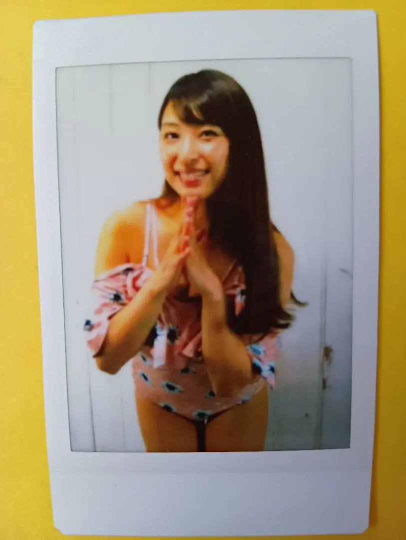 秋山祥子　直筆サイン入り水着チェキ 2025年最新】秋山祥子チェキの人気アイテム - メルカリ