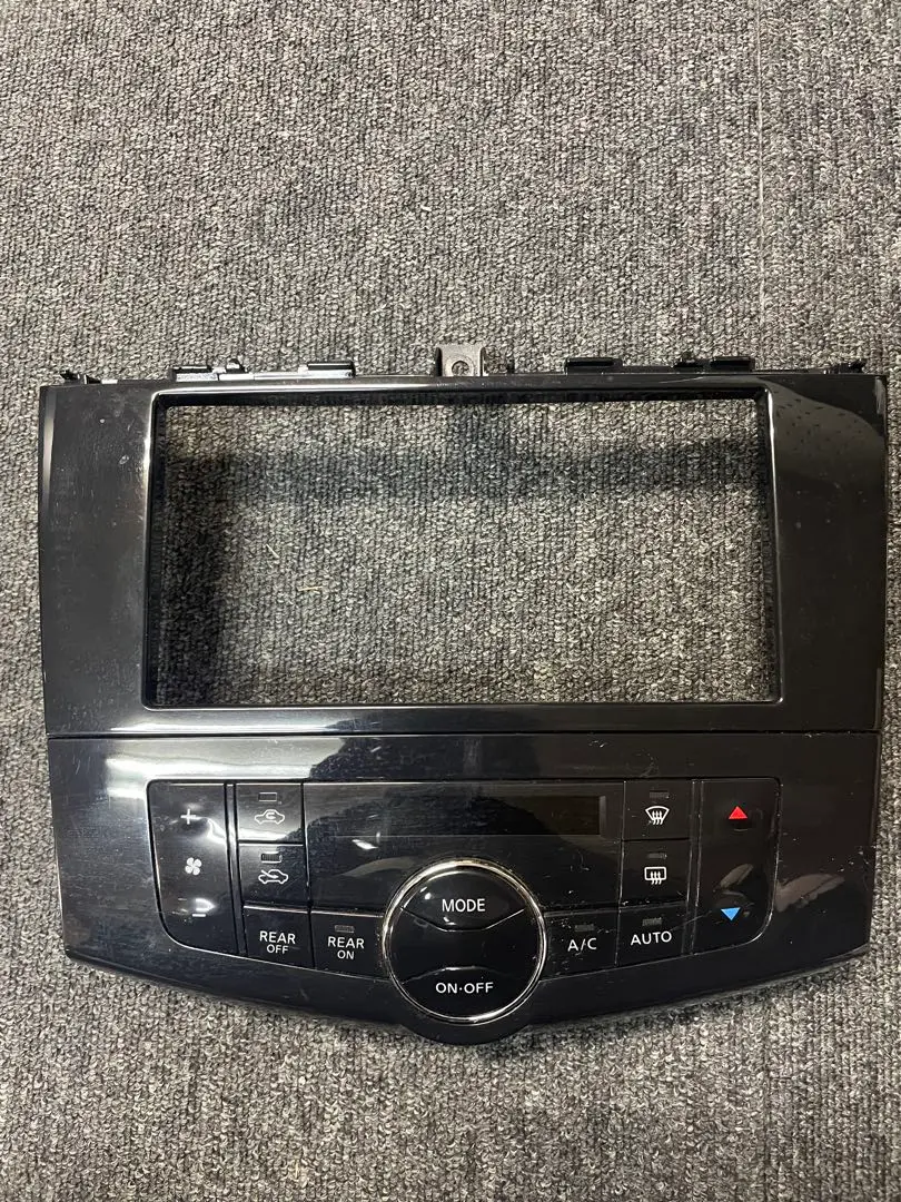 セレナC26 ナビ DVD Bluetooth+エアコンパネル セレナC26 ナビ DVD Bluetooth+エアコンパネル