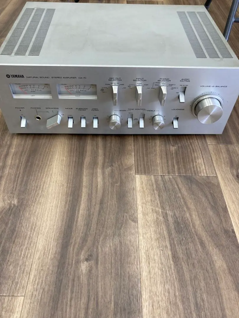 ヤマハ CA-R1 プリメインアンプ 通電動作確認済み 音響機器