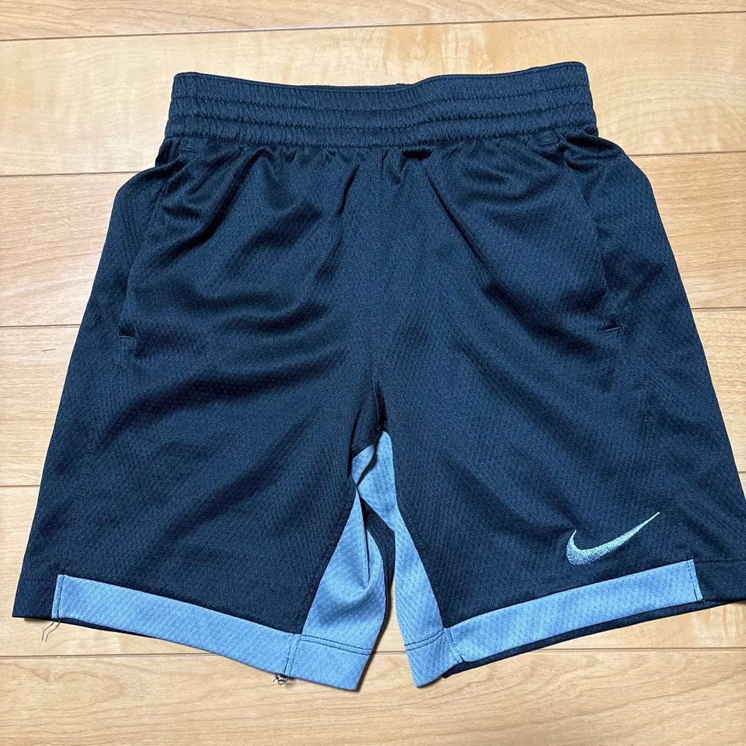 Thumbnail of Nike DRI-FIT shorts, black ✖️ gray, size 140