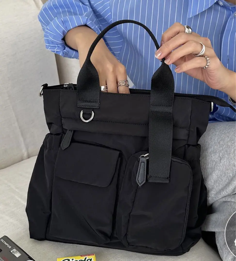 新品未使用 ブラック ディスコート ユーティリティパフィトートバッグ 黒 ユーティリティパフィトートバッグ（トートバッグ）｜DISCOAT
