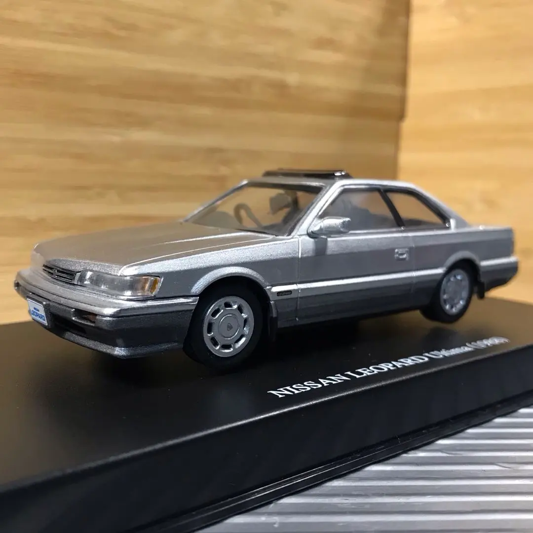 Thumbnail of Nissan Leopard F31 1/43