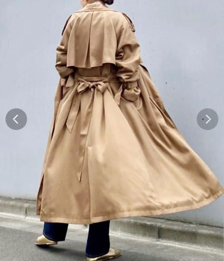 Thumbnail of Ungrid trench coat